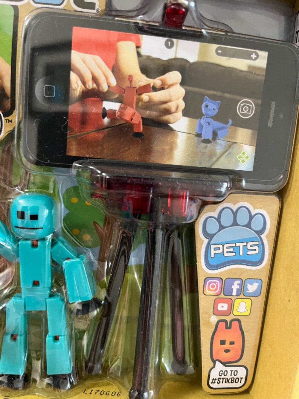 Stikbot Studio Pets Set - Picture 3 of 4